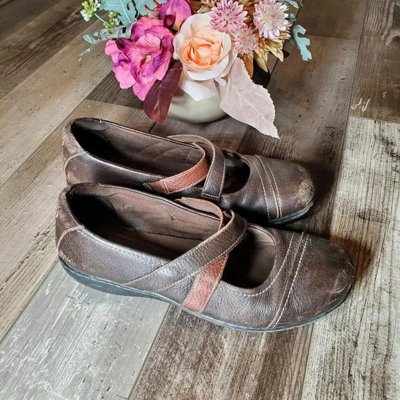 Clark's Bendables Brown Leather Women's Wave Mary Jane Shoes Size 9M - Picture 2 of 10